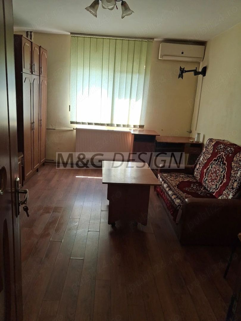 Garsonieră  zona Aradului etaj 3 - Poză 1