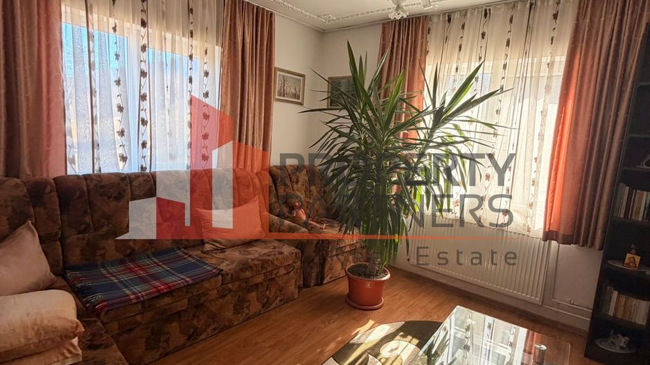 Casă tradițională cu 1800 mp teren  în Sohodol, Bran | Priveliște superba - Poză 14