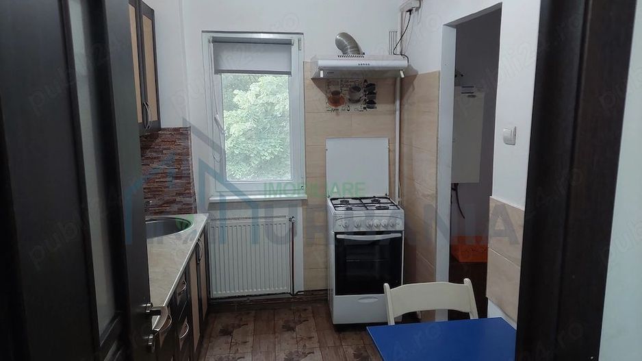 Apartament 2 camere semidecomandat, Podu Ros-Cantemir, cu centrala termica - Poză 1