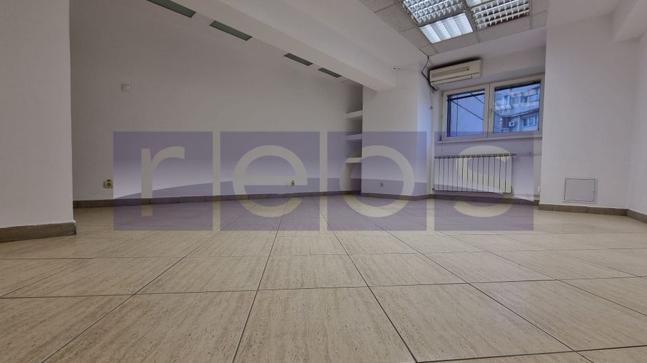 VANZARE SPATIU COMERCIAL | 15 CAMERE | ZONA UNIRII - Poză 35