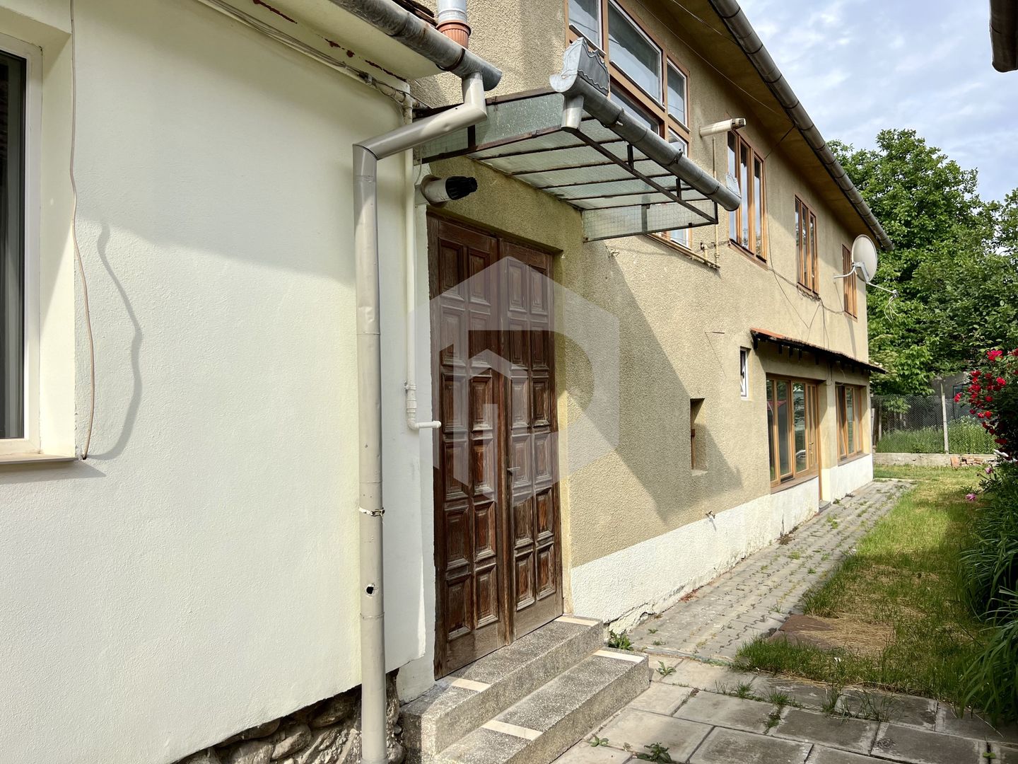 Casa individuala+ curte. Zona Lazaret/Balanta/ 3 Apartamente - Poză 8