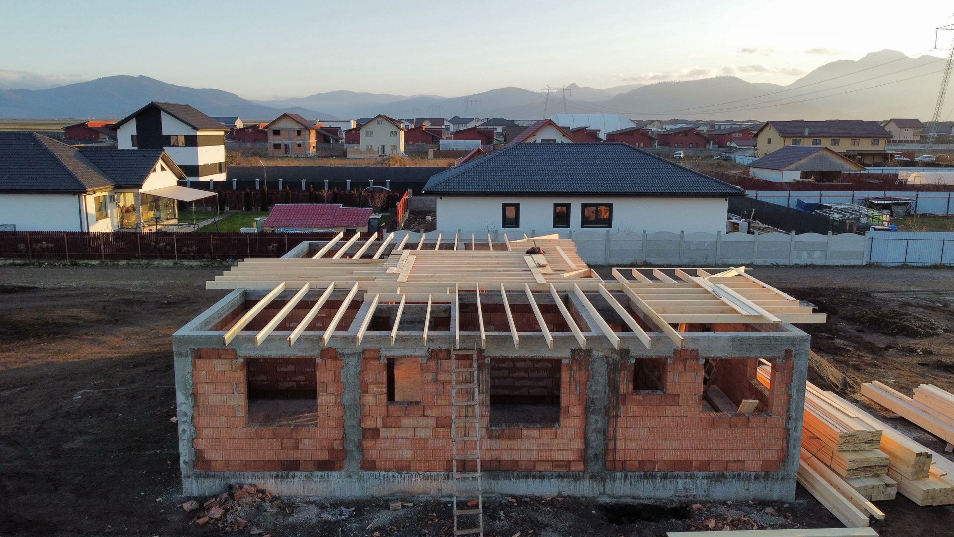 Casă pe parter de vânzare în cartierul Izvor - Poză 3