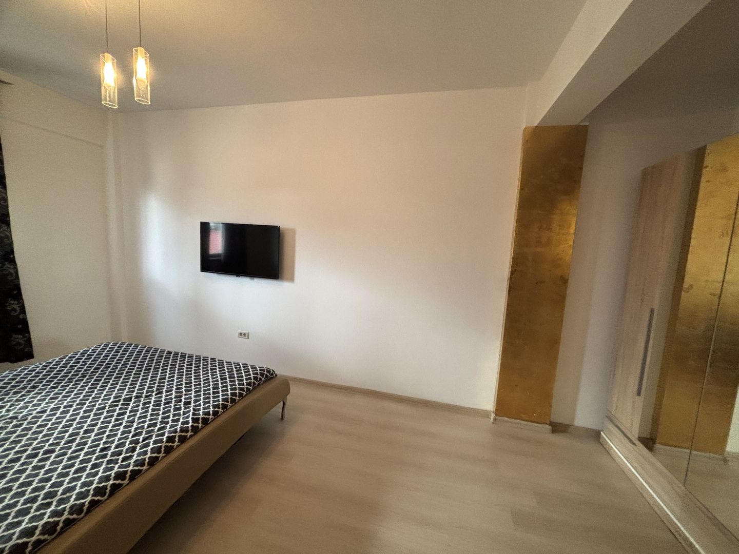 Apartament 2 camere de închiriat în Dumbravita - Poză 23