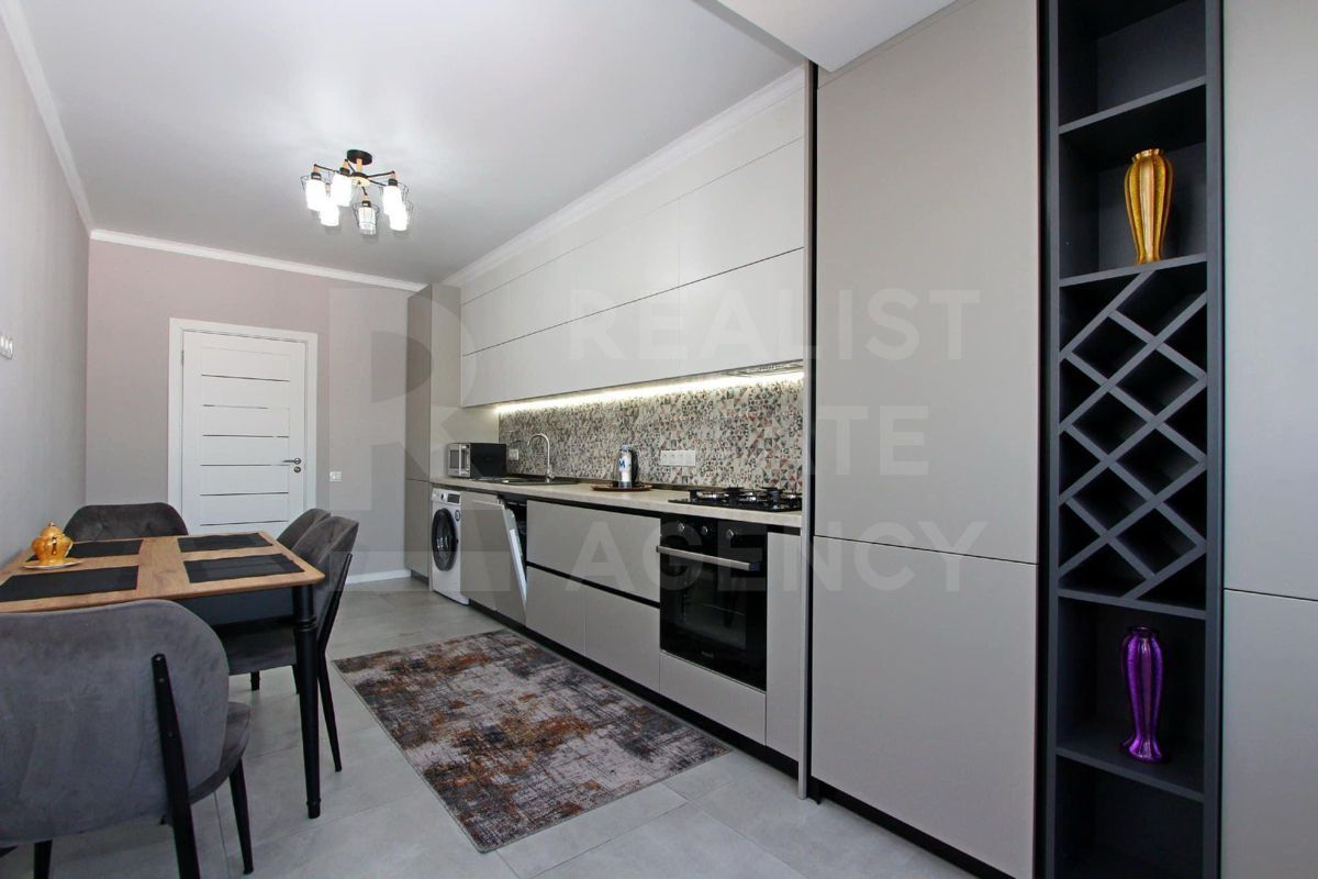 Chirie apartament, 2 camere, str. Liviu Deleanu, Buiucani - Poză 1