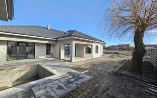 Casă / Vilă cu 5 camere de vânzare în Cetate, Alba Iulia - Poză 2