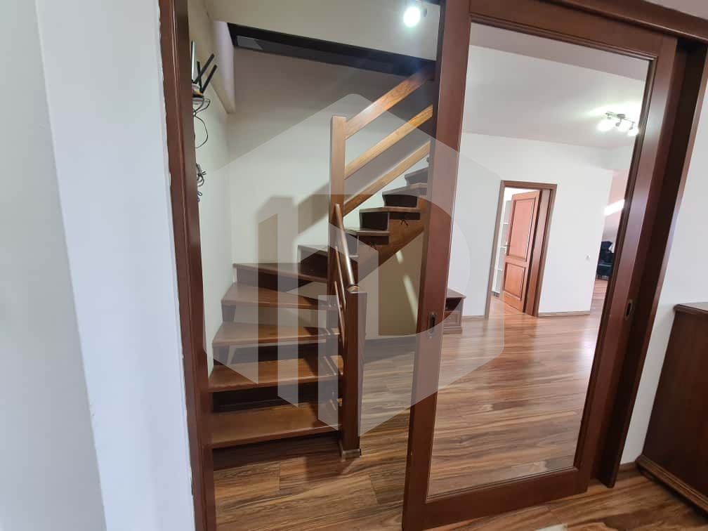 Apartament|4 camere | zona Calea Dumbravii | Lift | Parcare subterana - Poză 13