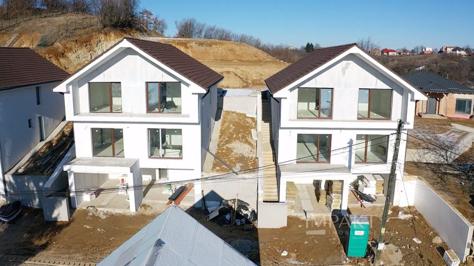 Casa semifinisata cu teren 1000 mp, in Feleacu ! - Poză 1