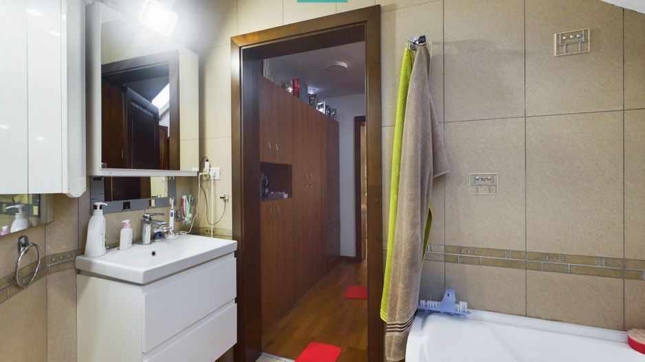 Casă pe Strada Oituz - Poză 23