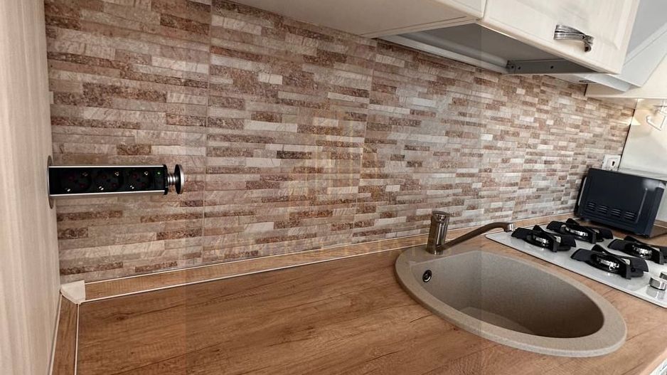 Apartament spre inchiriere zona Coresi - Poză 7