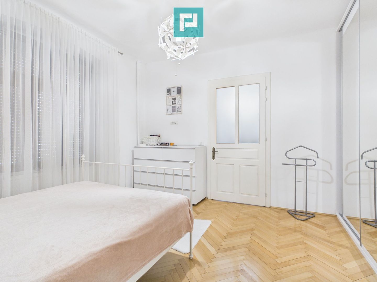 Apartament 2 camere zona Sinaia - Poză 18