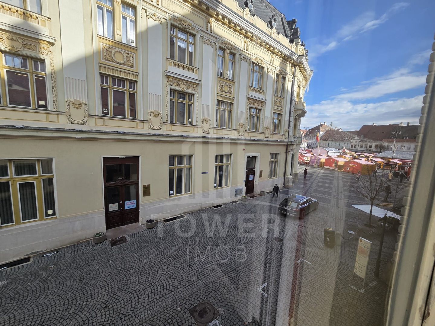 Garsonieră exclusivistă în Piața Mare cu vedere directă la Bradul de Crăciun - Poză 7