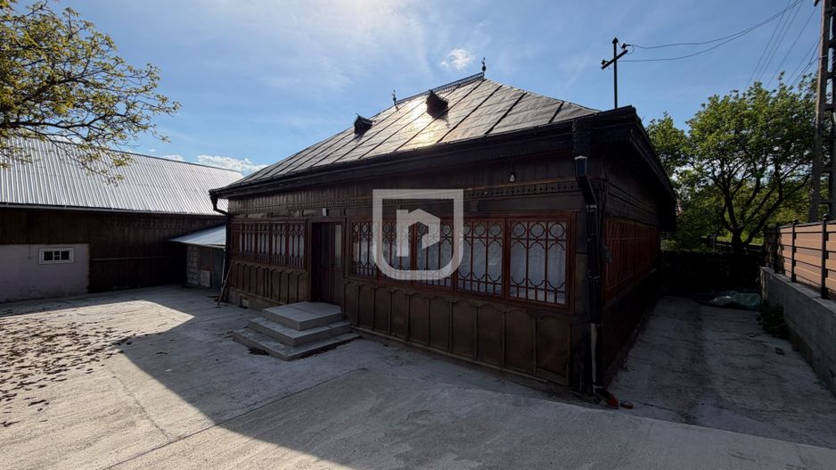 Casa renovata complet, Corlata Centru - Poză 12