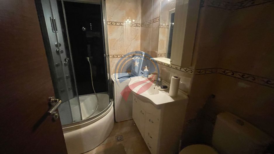 Apartament cu 3 camere zona Ultracentrala, vis-a-vis de Universitate - Poză 10