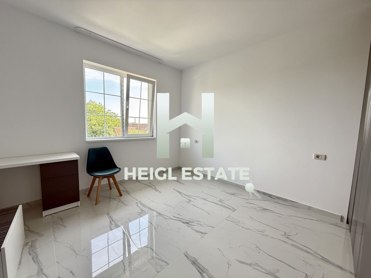 Duplexuri cu 3 camere Sinandrei - Poză 5