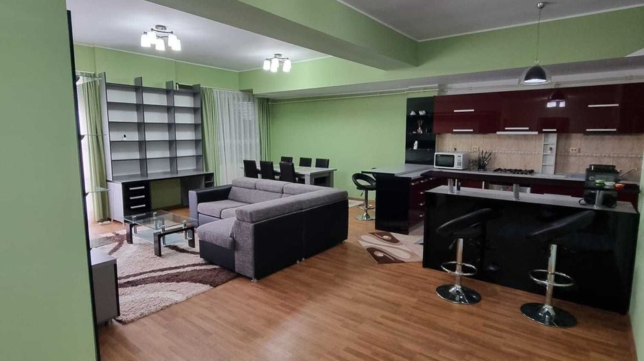 Vand apartament 90 mp in micro 17, Independentei - Poză 7