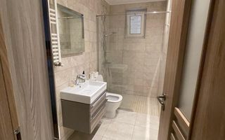 Chirie casă 3 camere ,terasa, curte acces auto – par Bratianu-1000 e/l - Poză 3