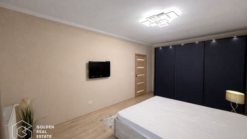 Apartament superb, BERMO, 2 camere, etaj 1, totul nou, centrala proprie, balcon - Poză 11