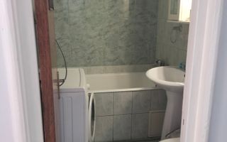 Apartament  Luminos 2 camere. Decomandat. Brancoveanu. - Poză 6