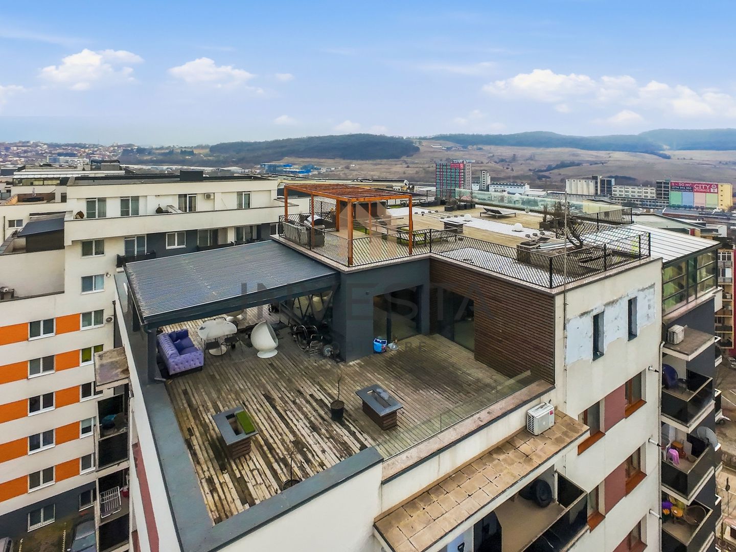 Penthouse exclusivist cu acces din lift, terasa 340 mp, 245 mp utili - Poză 25