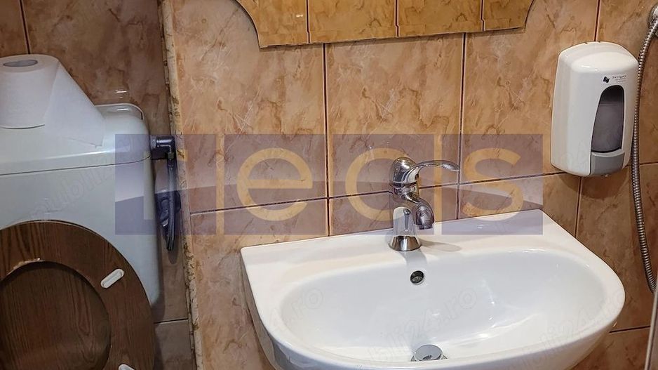 VANZARE 5 CAMERE DECOMANDAT UNIRII -FANTANI - Poză 11