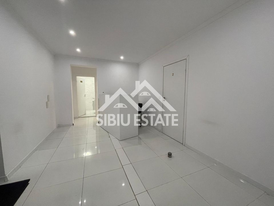 Spatiu comercial LA PRET DE APARTAMENT zona Rahovei  parter - Poză 1