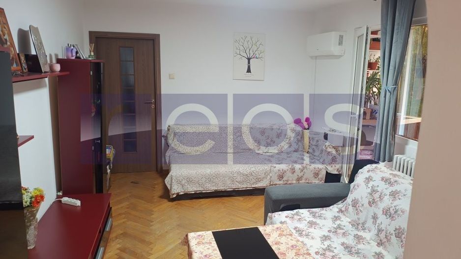 DE VANZARE AP 3 CAMERE GORJULUI | 70MP | SEMIDECOMANDAT | METROU - Poză 1