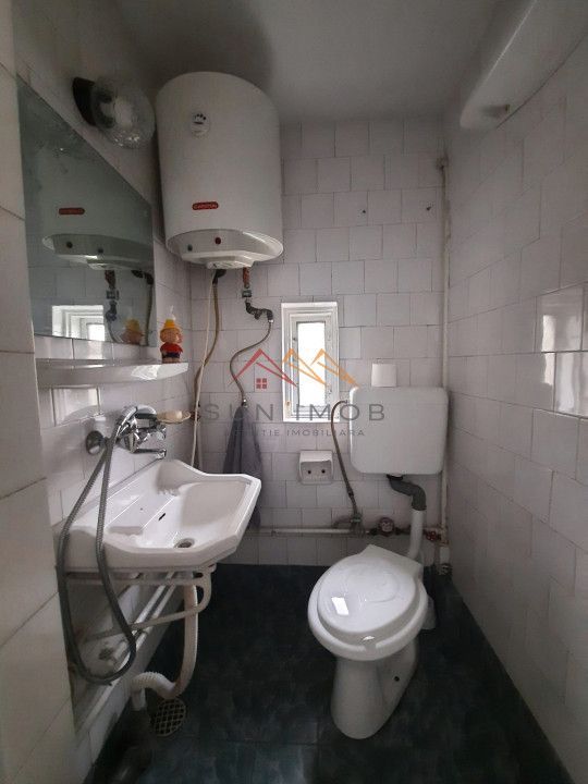 Apartament 2 camere, curte proprie 50 m2, Zona A, Campina, Prahova - Poză 6