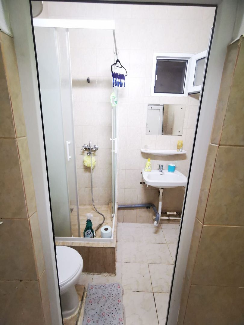 De inchiriat casa cu 2 camere, strada Romana, 320 euro - Poză 7
