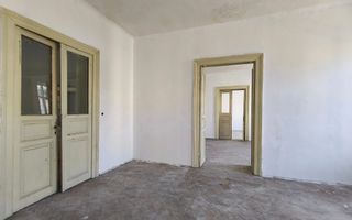 VÂNZARE/SCHIMB CU TEREN  - Clădire interbelică, centru oraș Siret - Poză 23