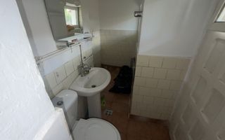 CASĂ 4 CAMERE TEREN 233 MP CENTRU CAMPULUNG - Poză 13