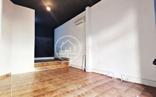 Proprietate mixta de vanzare apartament si spatiu comercial, Oradea - Poză 20