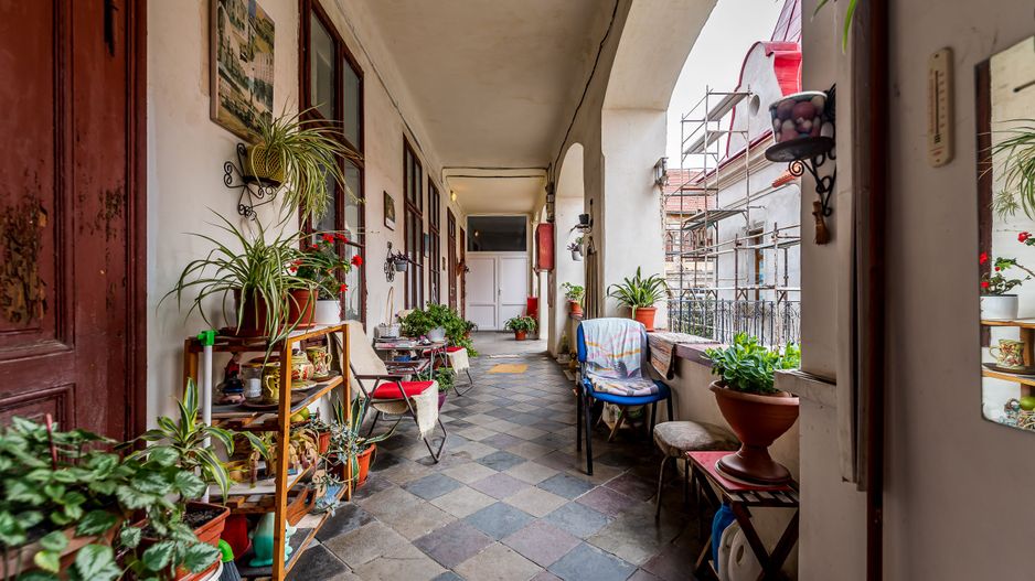 Apartament 2 camere Str. Lucian Blaga, clădire în renovare completa - Poză 6