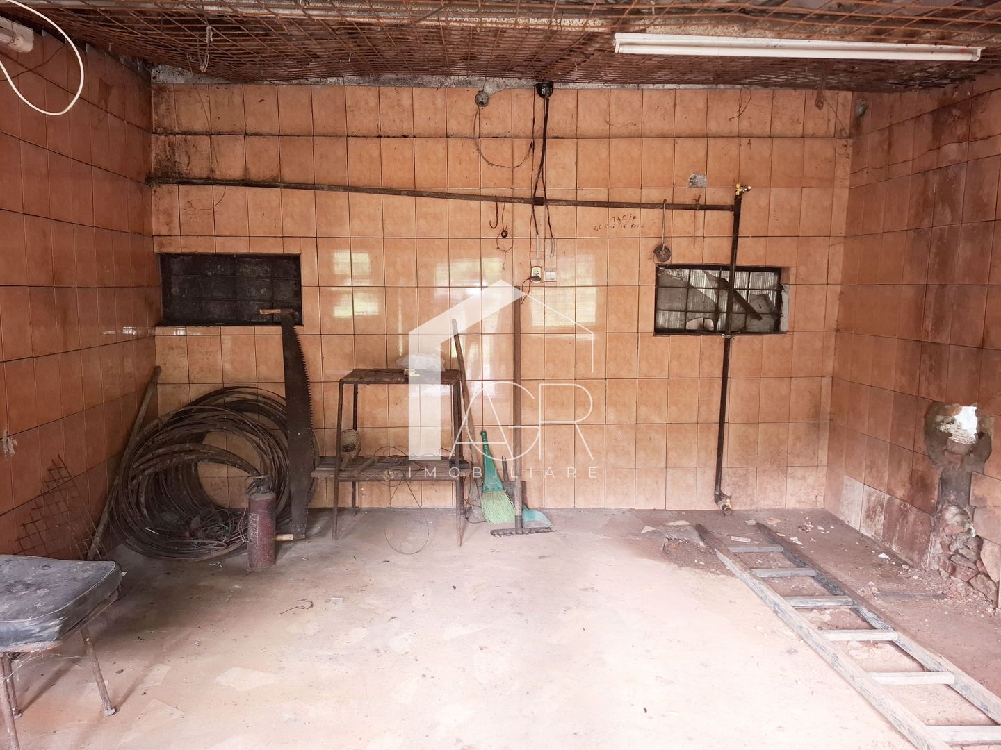 Imobil cu destinatie comerciala, 4 camere, Boldesti-Scaieni - Poză 8