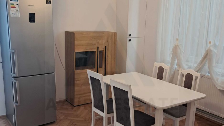 Apartament 2 camere decomandat 71 mp utili  etaj 1 in zona Centrala - Poză 2