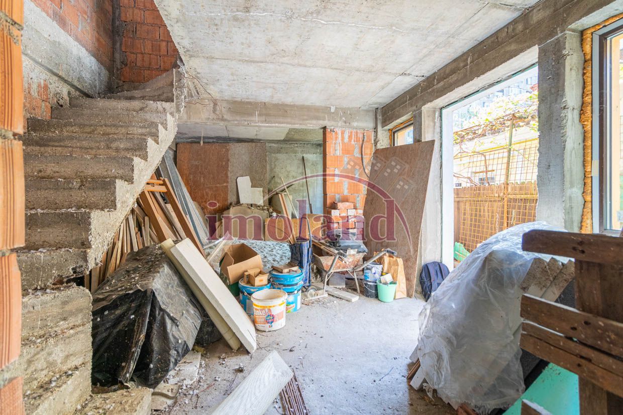 Vanzare - vila noua+spatiu birou/comercial - Crangasi-Constructorilor - Poză 7