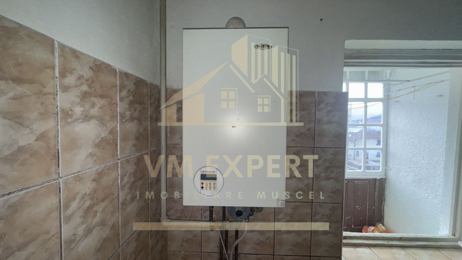 APARTAMENT 3 CAMERE ETAJ 2 GRUI  CAMPULUNG - Poză 8