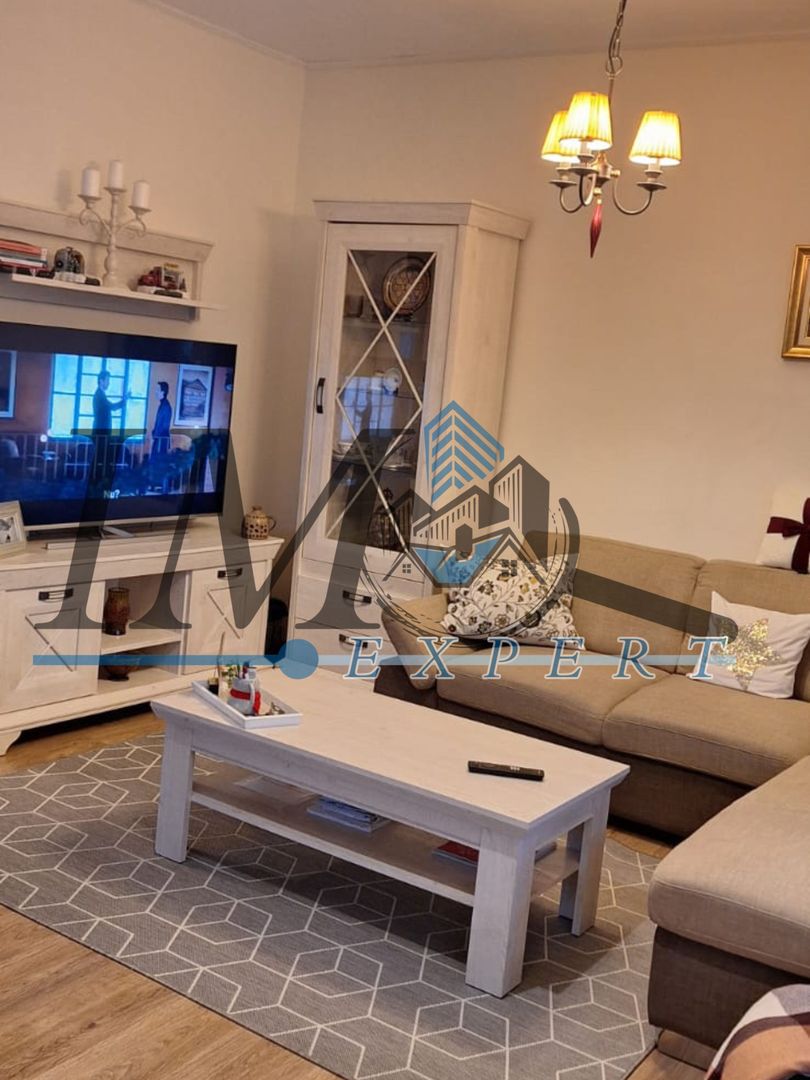 Apartament cu 2 camere de vânzare în Alba Iulia - Poză 1