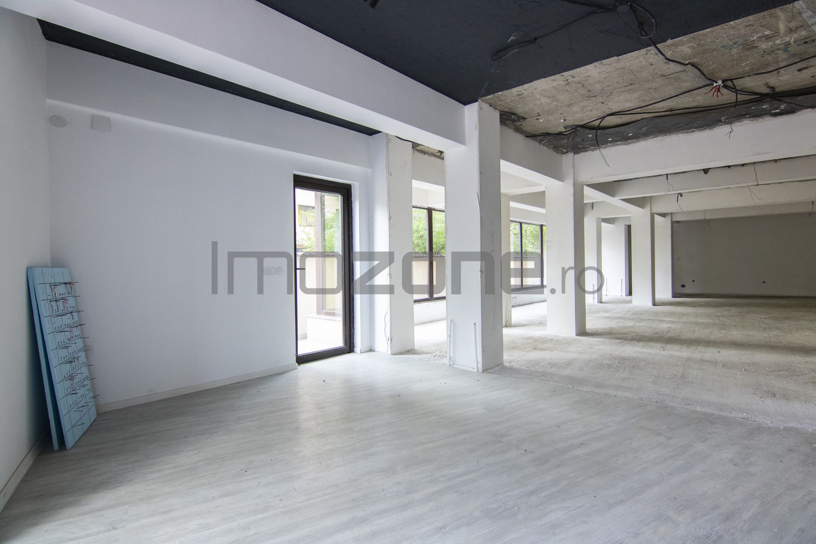 UVERTURII 147 SPATIU COMERCIAL STRADAL 50mp la parterul unui bloc nou - Poză 14