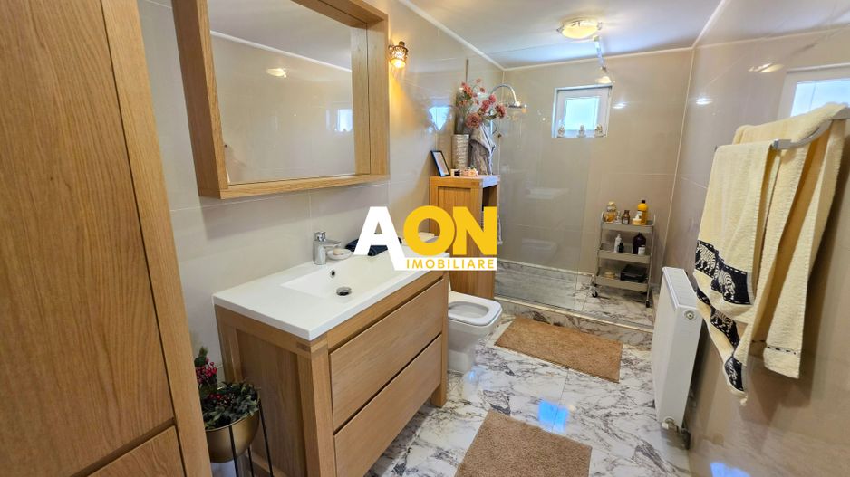 1/2 Duplex mobilat, utilat, 3 camere, 323 mp teren, Cetate, zona Schit - Poză 12