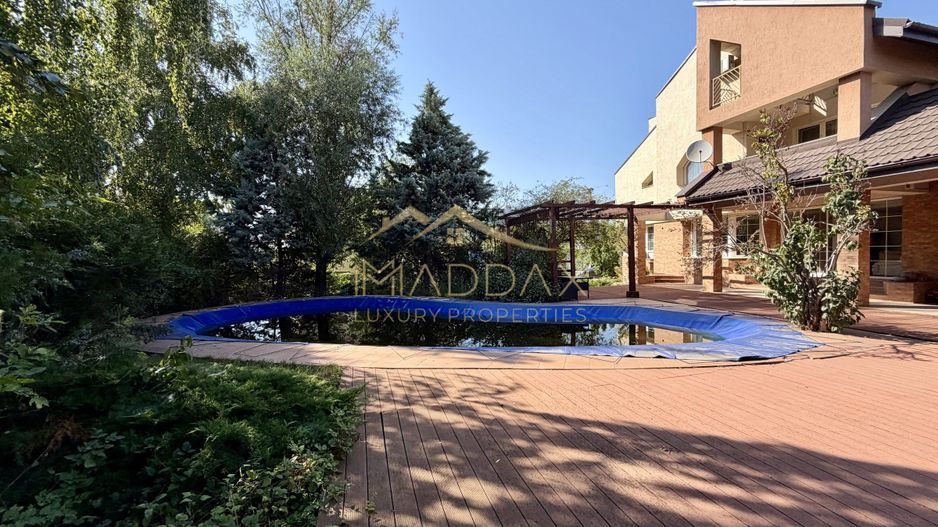 Vila cu 6 camere *485 mpc // *1.670mp teren* // 8 locuri parcare // Sisești - Poză 2