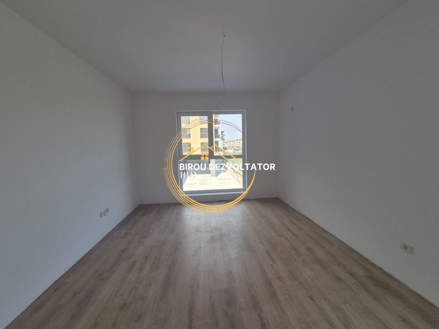 Decomandat 2 bai 15 minute Metrou Teclu ikea Titan Parcare bonus - Poză 9