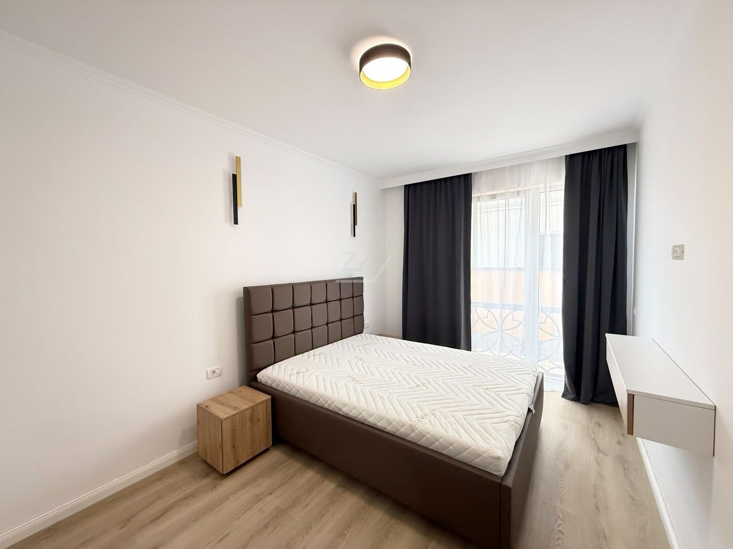 Comision 0! Mobilat si utilat complet. Bloc tip vila cu 6 apartamente si piscina - Poză 9