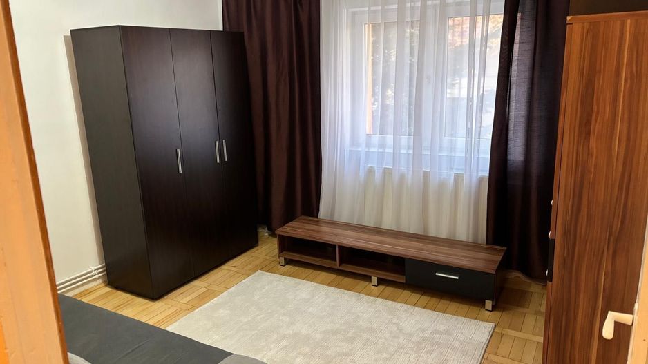 Complexul Studentesc | 2 camere | Decomandat | Centrala Proprie - Poză 3