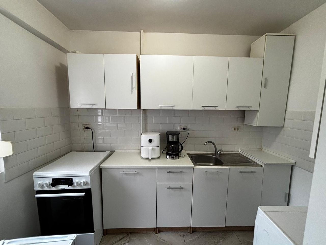 Garsoniera renovata mobilata utilata Pacii, Militari - Poză 4