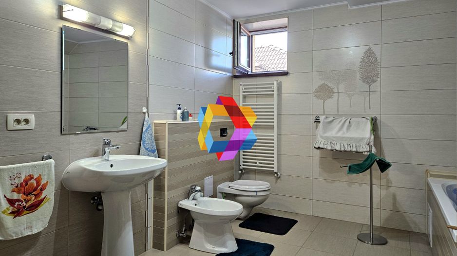 Casă plus Spațiu comercial  741 mp, Teren 906 mp Brasov - zona Blumana - Poză 42