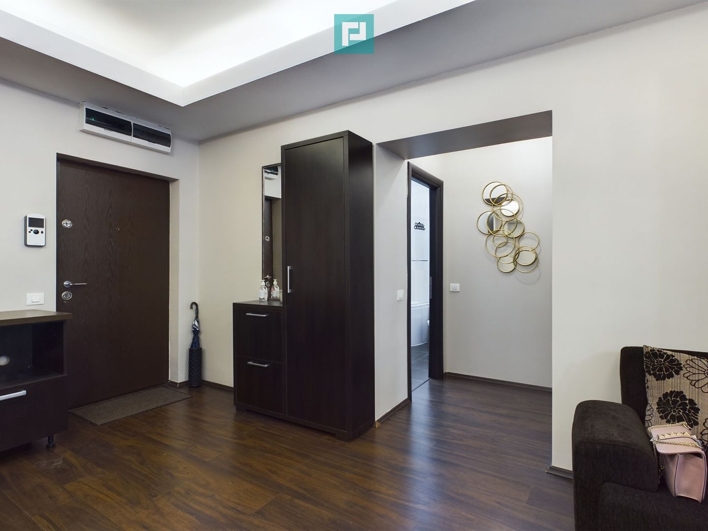 Apartament cu 2 camere modern 7 minute metrou Aurel Vlaicu - Poză 4