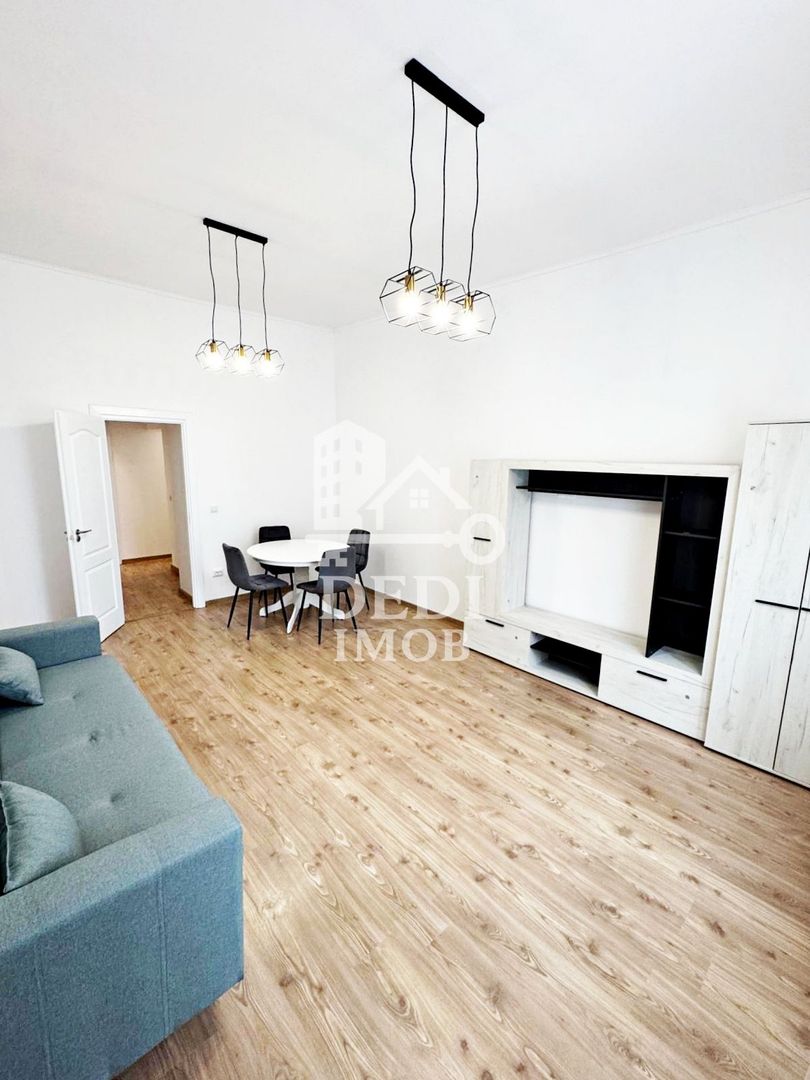 Apartament cu 1 camera de vanzare zona Centrala, Oradea - Poză 1
