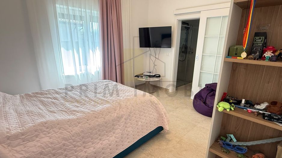 Casa 4 camere, 102 mp, teren 500 mp, fotovoltaice, Holboca - Poză 11
