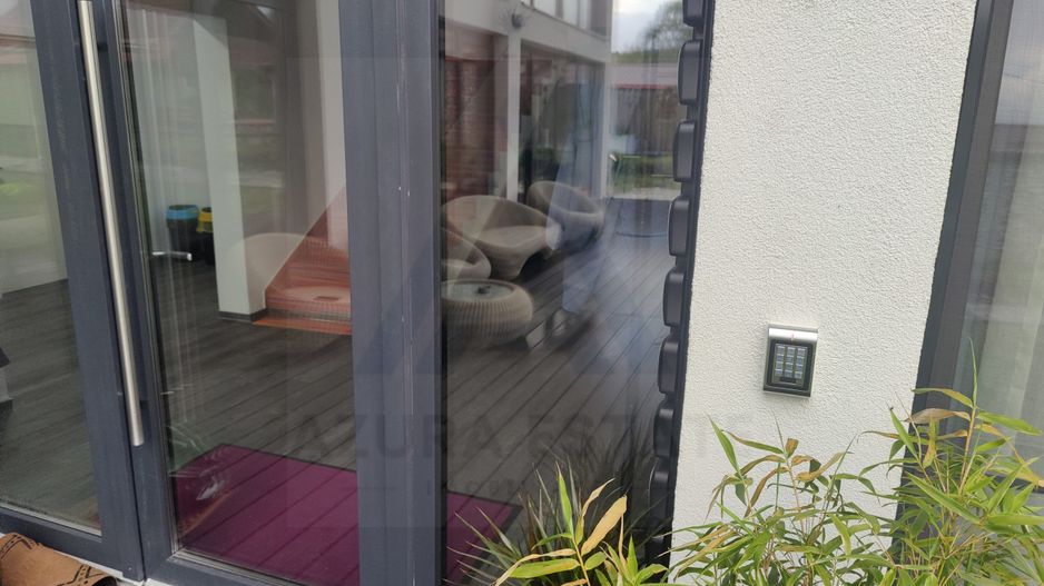 Pensiune 600 mp an 2023 si casa 130 mp teren 4600 mp zona V. Avrigului - Poză 17