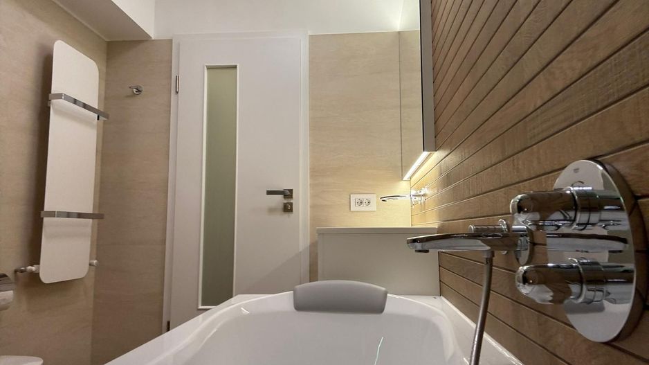 Apartament PREMIUM - 4 camere - 102 mp - anul 2002 - UNIRII / GOGA - Poză 9